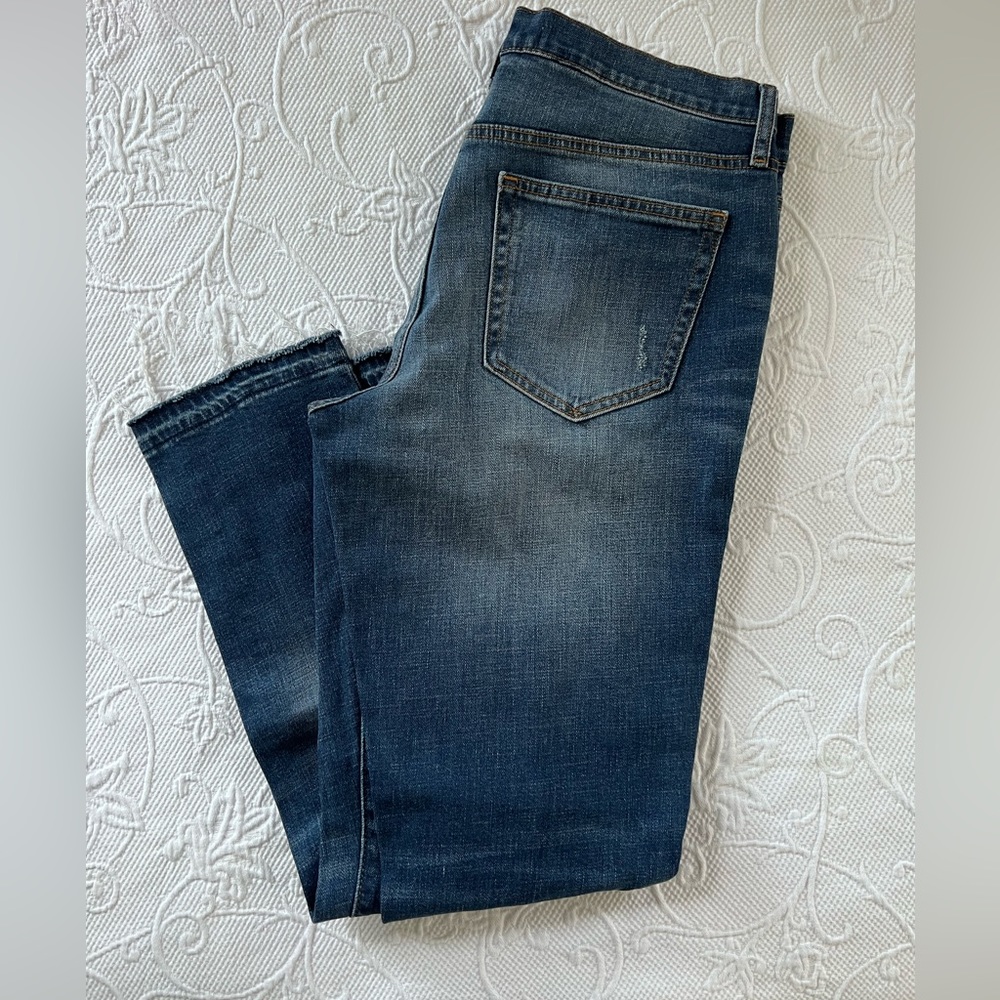 GAP Women Best Girl Friend Jean size 30T - Picture 2 of 5